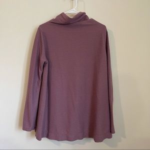 Purple ribbed pullover